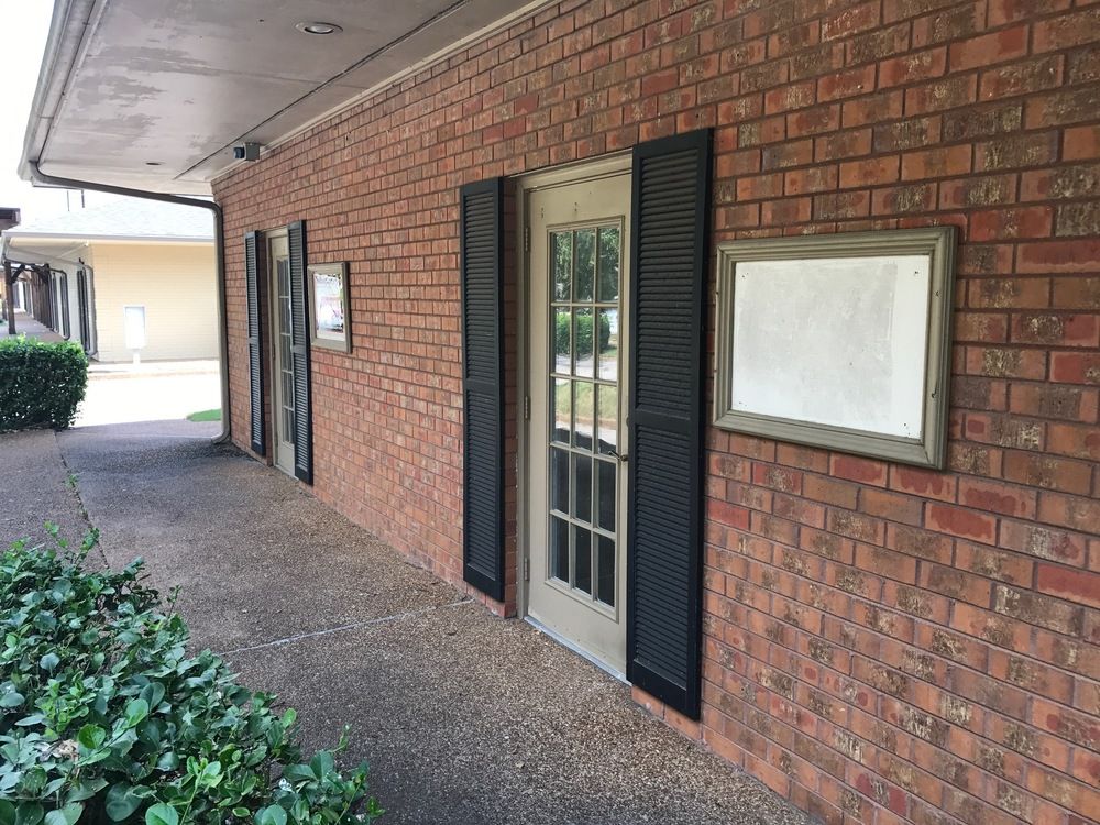 Walnut Bend Office Center: 320 S Walnut Bend Rd, Cordova, TN 38018